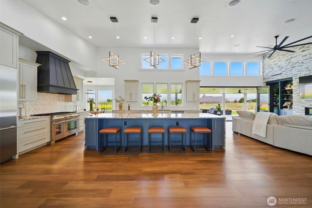 126 Red Hawk Road, Walla Walla, WA 99362