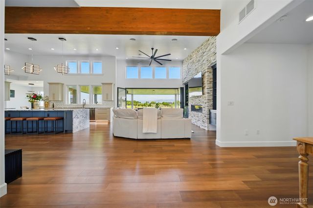 126 Red Hawk Road, Walla Walla, WA 99362