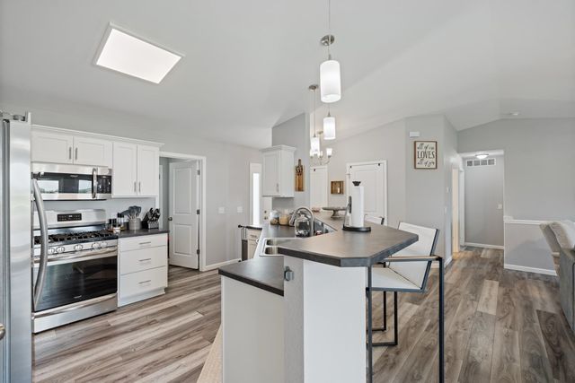 20605 Matthew Drive, Milford, IN 46542