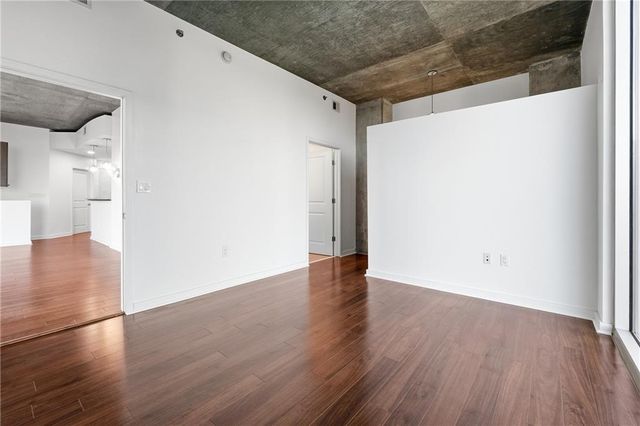 3324 Peachtree NE Road 2001, Atlanta, GA 30326