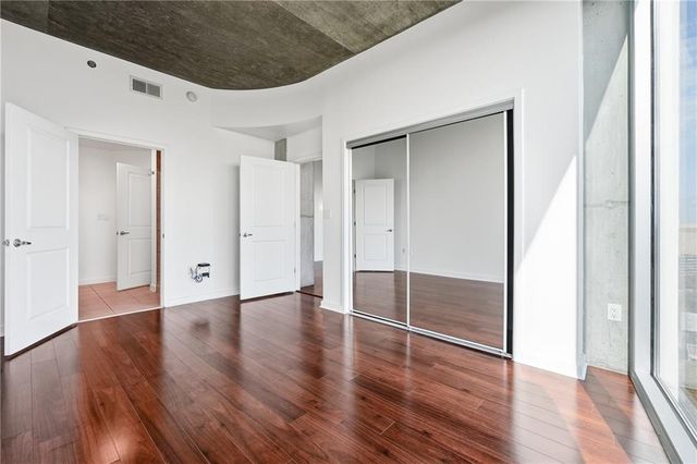 3324 Peachtree NE Road 2001, Atlanta, GA 30326