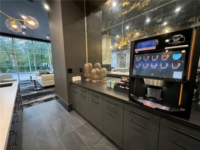 3324 Peachtree NE Road 2001, Atlanta, GA 30326