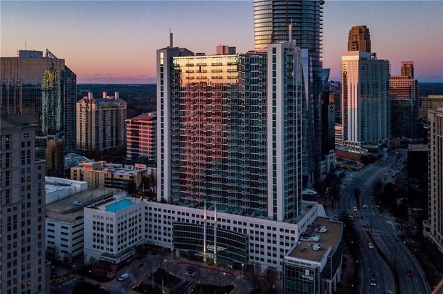 3324 Peachtree NE Road 2001, Atlanta, GA 30326