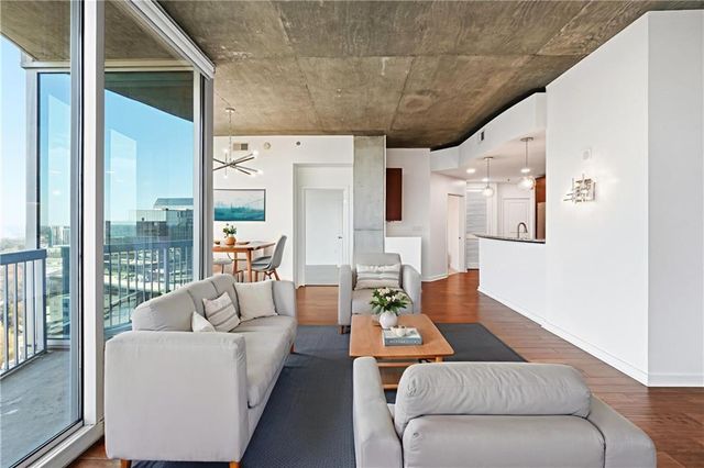 3324 Peachtree NE Road 2001, Atlanta, GA 30326