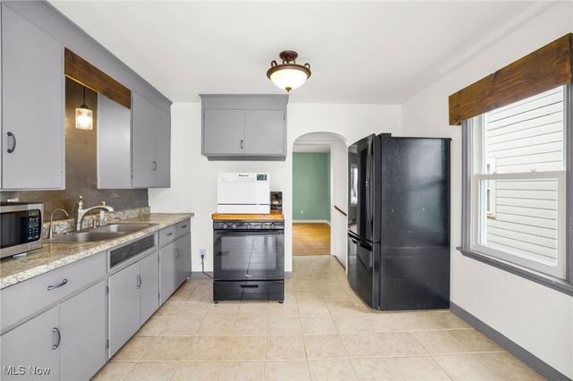 739 Vogel Avenue NE, Massillon, OH 44646