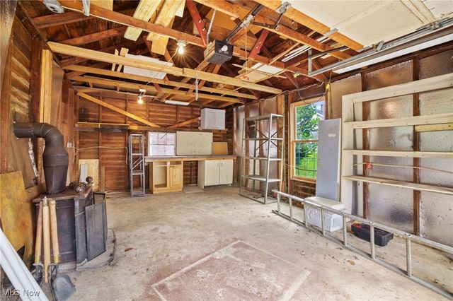 739 Vogel Avenue NE, Massillon, OH 44646