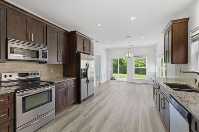 1641 Harpeth Run Dr, Nashville, TN 37221