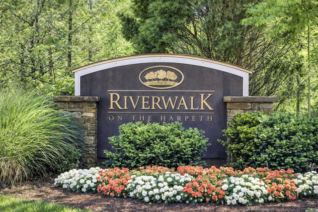 1641 Harpeth Run Dr, Nashville, TN 37221