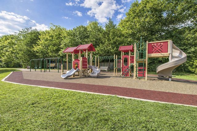 1641 Harpeth Run Dr, Nashville, TN 37221