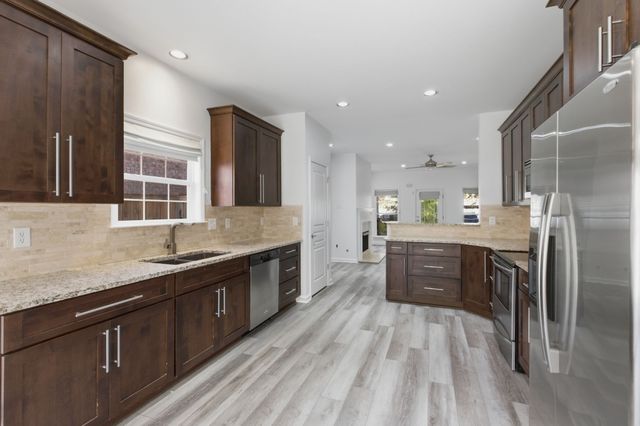 1641 Harpeth Run Dr, Nashville, TN 37221