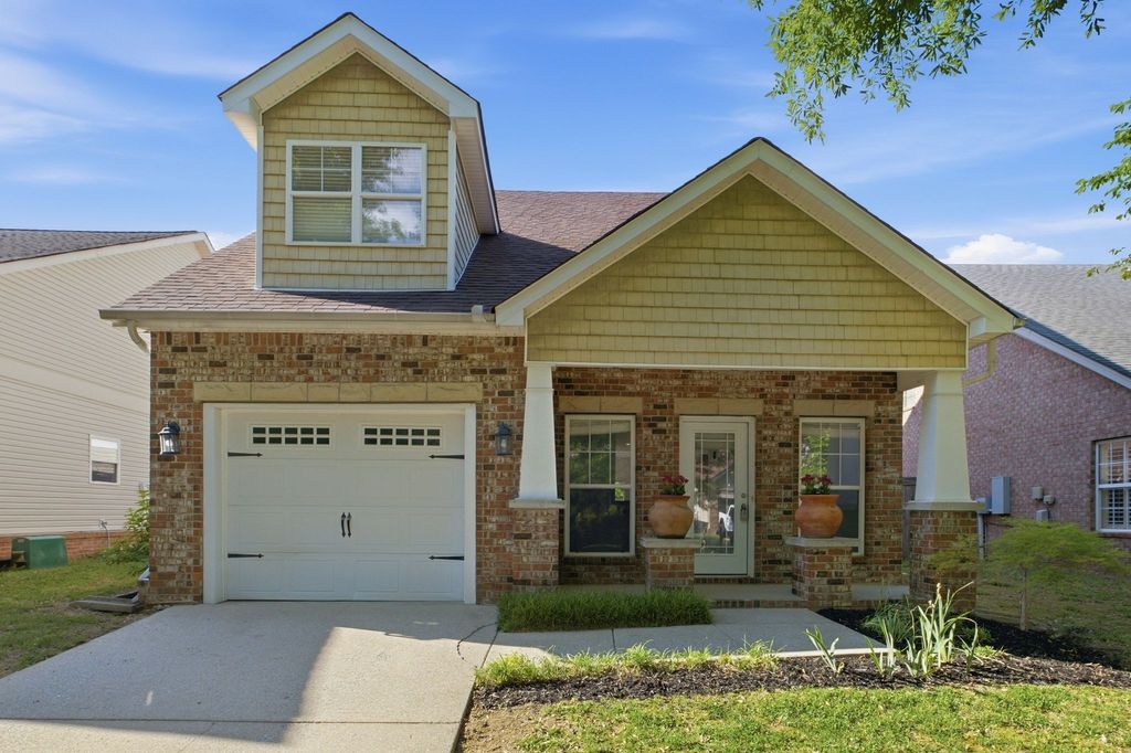 1641 Harpeth Run Dr, Nashville, TN 37221