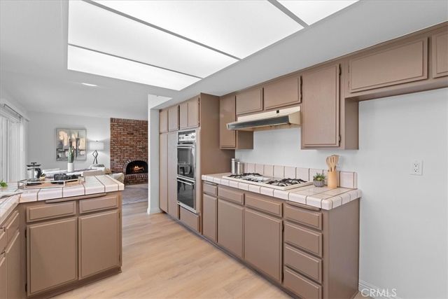 12325 Glynn, Downey, CA 90242