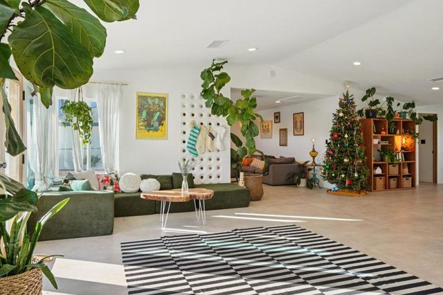 3864 E Calle San Raphael, Palm Springs, CA 92264