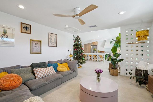 3864 E Calle San Raphael, Palm Springs, CA 92264