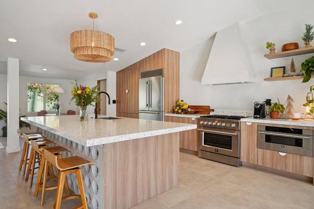 3864 E Calle San Raphael, Palm Springs, CA 92264