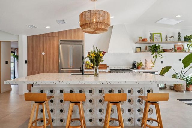 3864 E Calle San Raphael, Palm Springs, CA 92264