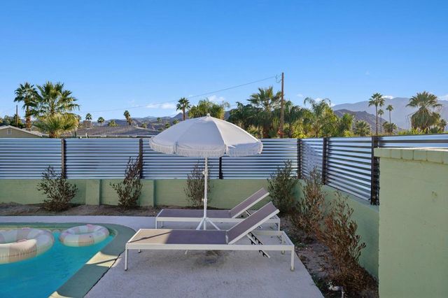 3864 E Calle San Raphael, Palm Springs, CA 92264