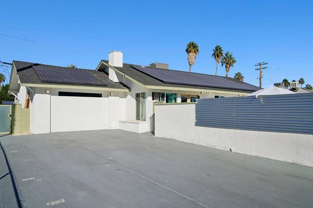 3864 E Calle San Raphael, Palm Springs, CA 92264