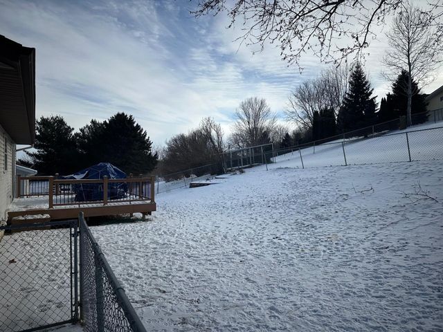 4212 Valley Drive NW, Rochester, MN 55901