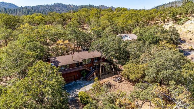1253 Summit Dr, Calistoga, CA 94515