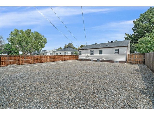 2357 Nome St, Aurora, CO 80010