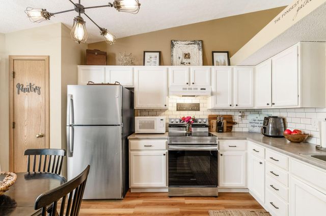 2385 Yagger Bay Drive, Hilliard, OH 43026