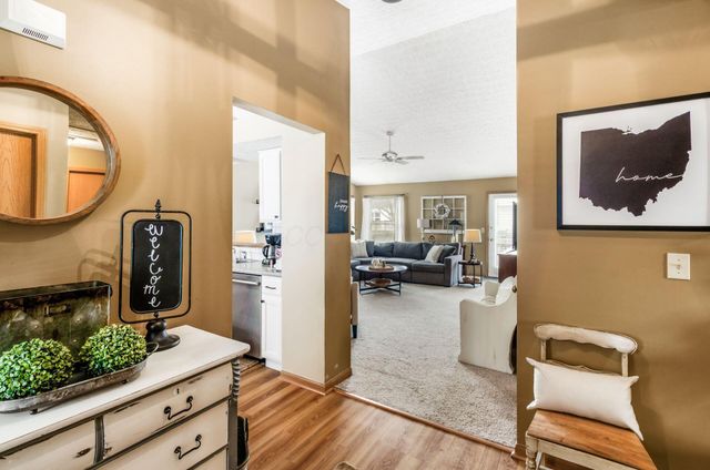 2385 Yagger Bay Drive, Hilliard, OH 43026