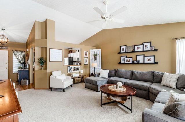 2385 Yagger Bay Drive, Hilliard, OH 43026