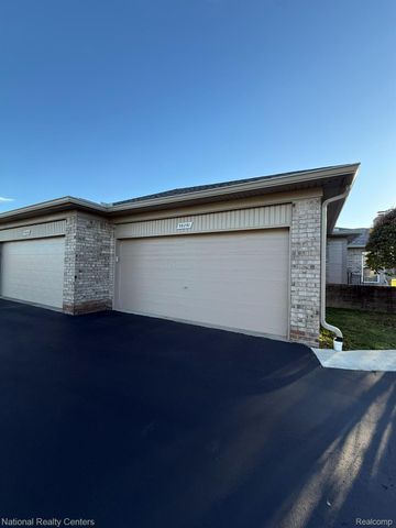 59291 Royal Oak Court, Washington Township, MI 48094