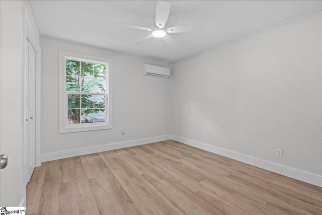 400 Palmetto Avenue, Greenville, SC 29611