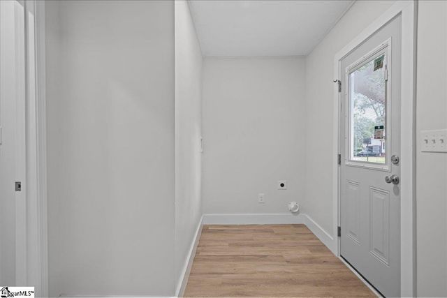 400 Palmetto Avenue, Greenville, SC 29611