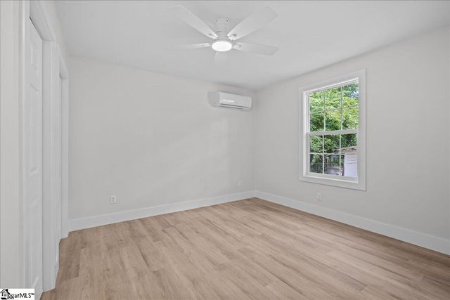 400 Palmetto Avenue, Greenville, SC 29611