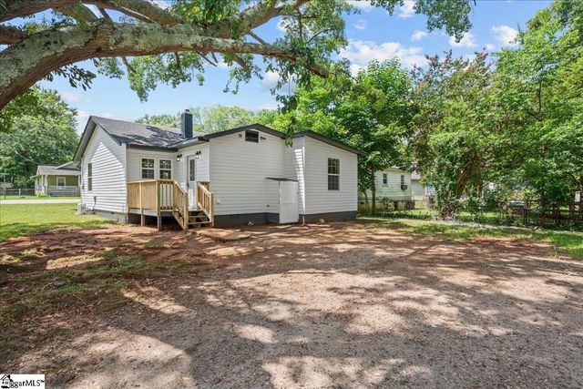 400 Palmetto Avenue, Greenville, SC 29611