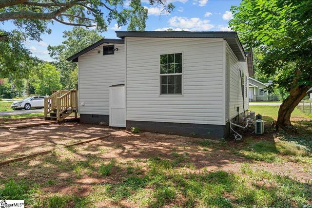 400 Palmetto Avenue, Greenville, SC 29611