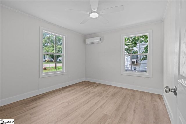 400 Palmetto Avenue, Greenville, SC 29611