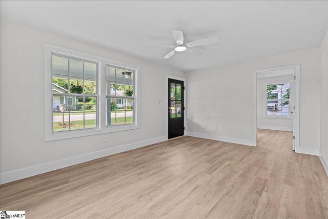 400 Palmetto Avenue, Greenville, SC 29611