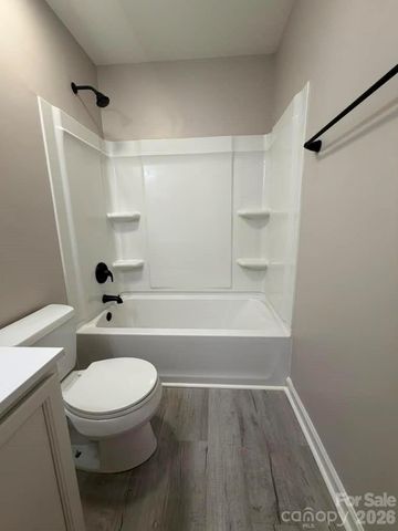 8207 Belmont Stables Drive, Charlotte, NC 28216