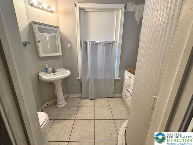 19 South 14th Street, Allentown City, PA 18102