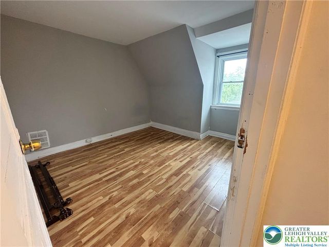 19 South 14th Street, Allentown City, PA 18102