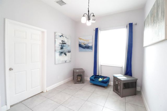 134 NW Heather Street, Port St. Lucie, FL 34983