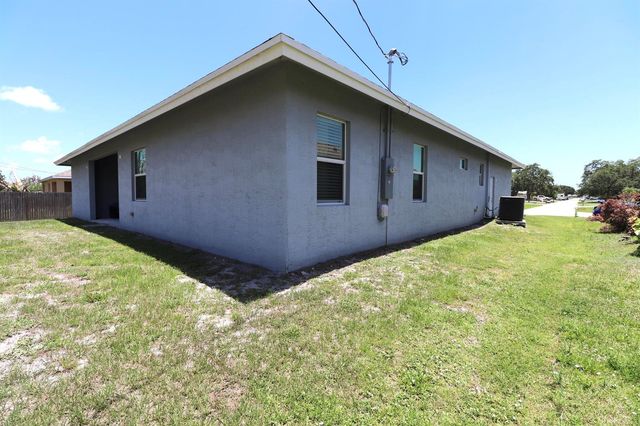 134 NW Heather Street, Port St. Lucie, FL 34983