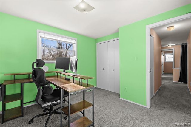 5686 Stratford Drive, West Bloomfield, MI 48322