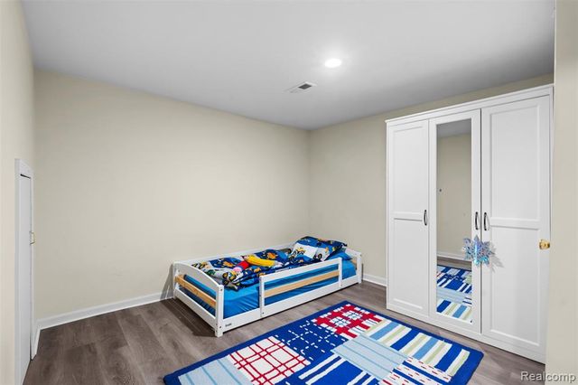 5686 Stratford Drive, West Bloomfield, MI 48322