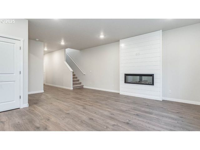 16685 Se Wintergreen St, Happy Valley, OR 97086