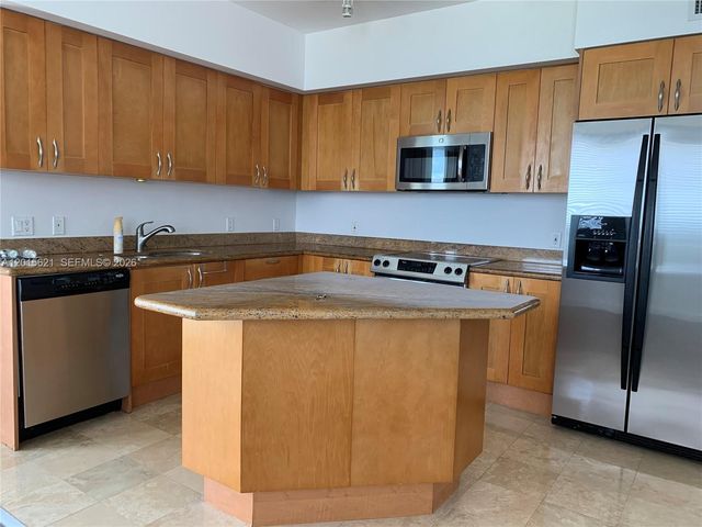 1745 E Hallandale Beach Blvd 802W, Hallandale Beach, FL 33009