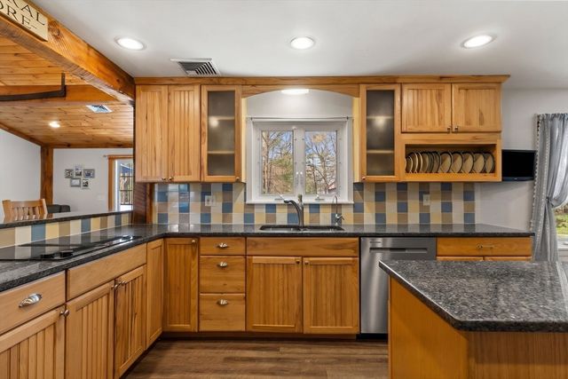 34 Smith, Rehoboth, MA 02769