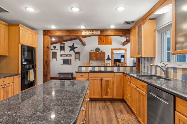 34 Smith, Rehoboth, MA 02769