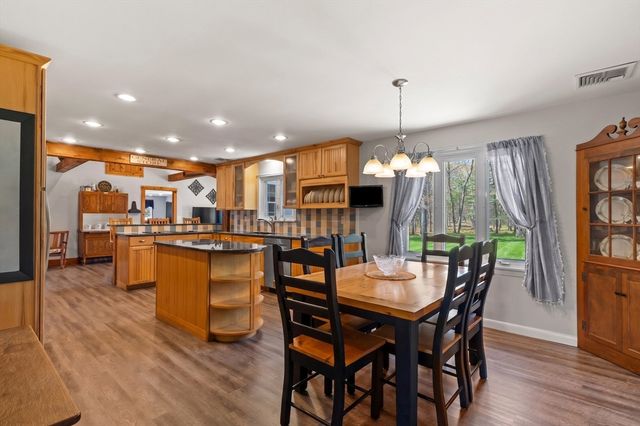 34 Smith, Rehoboth, MA 02769