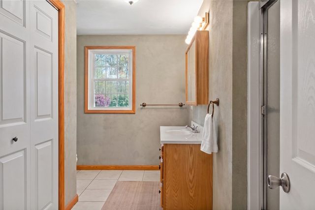 34 Smith, Rehoboth, MA 02769