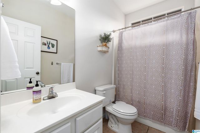 1056 CASTLEMAINE TRAIL, Birmingham, AL 35226